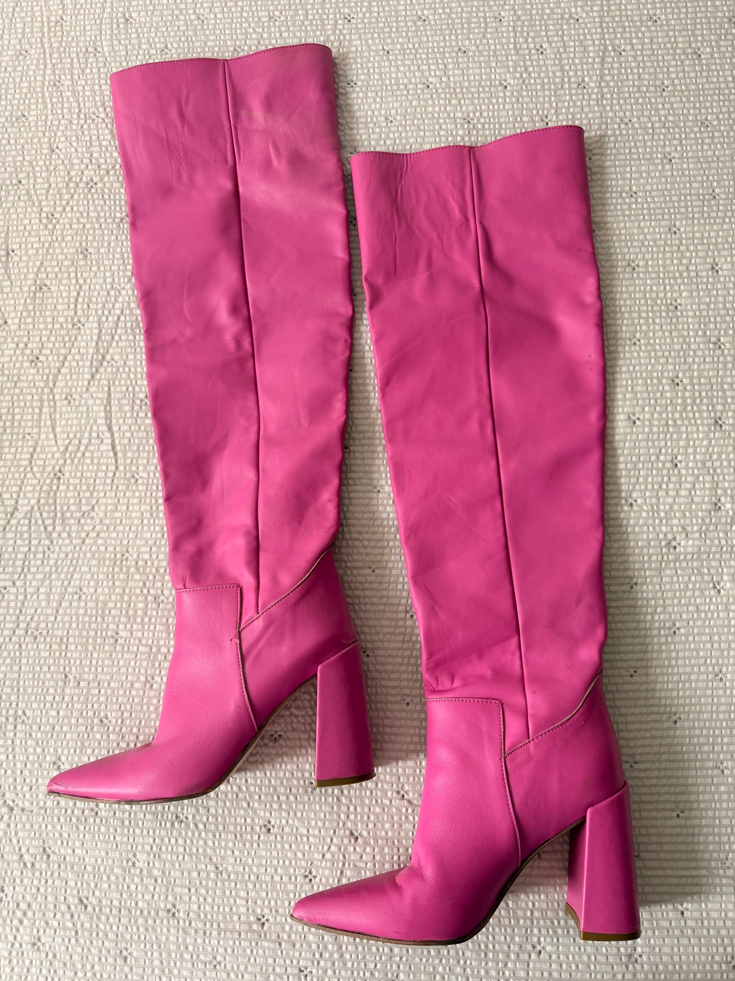 BUCANERAS FUCSIAS NIIZAKAI MODA CIRCULAR NUMERO 39